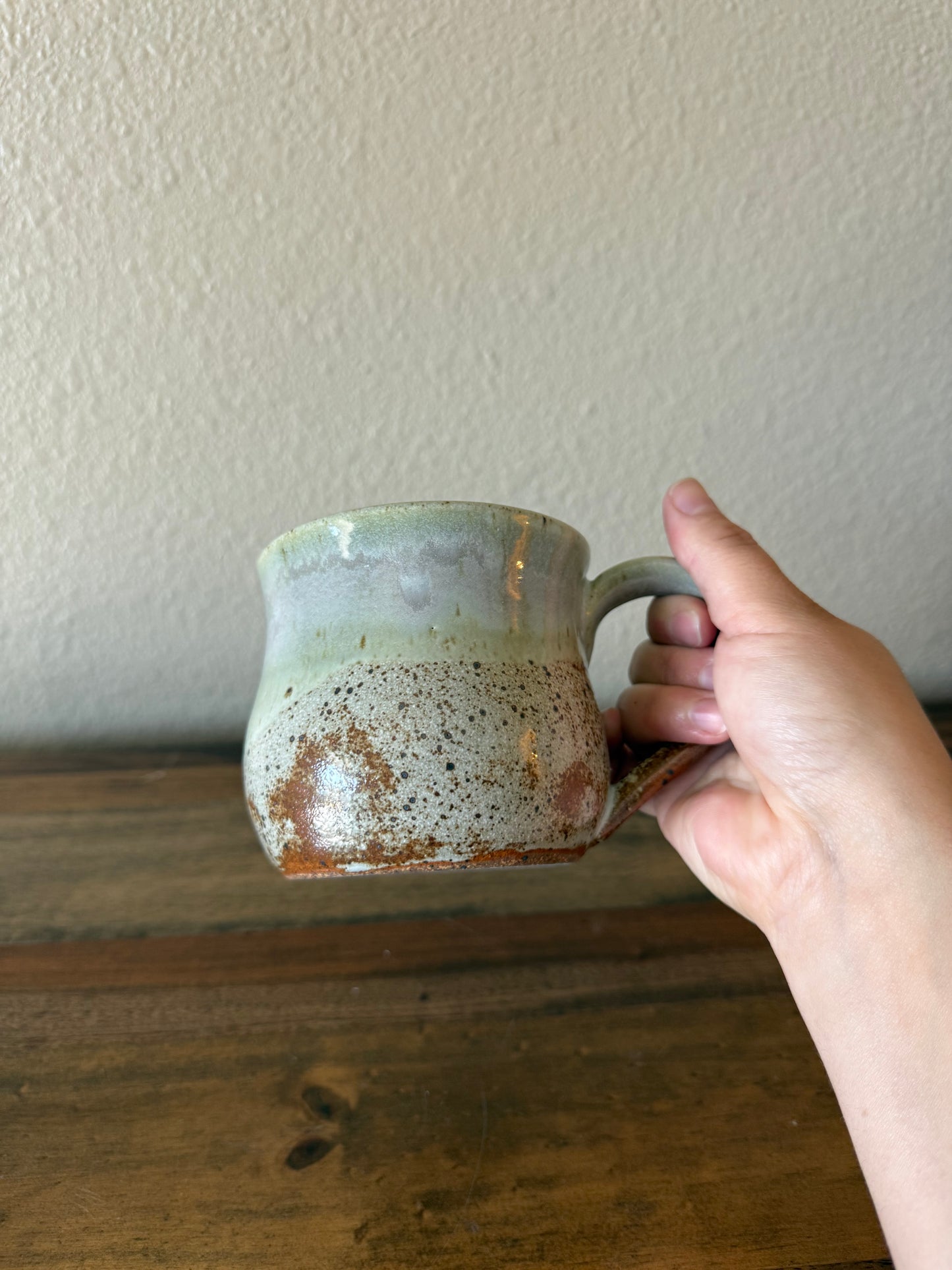 Cream Squatty Mug