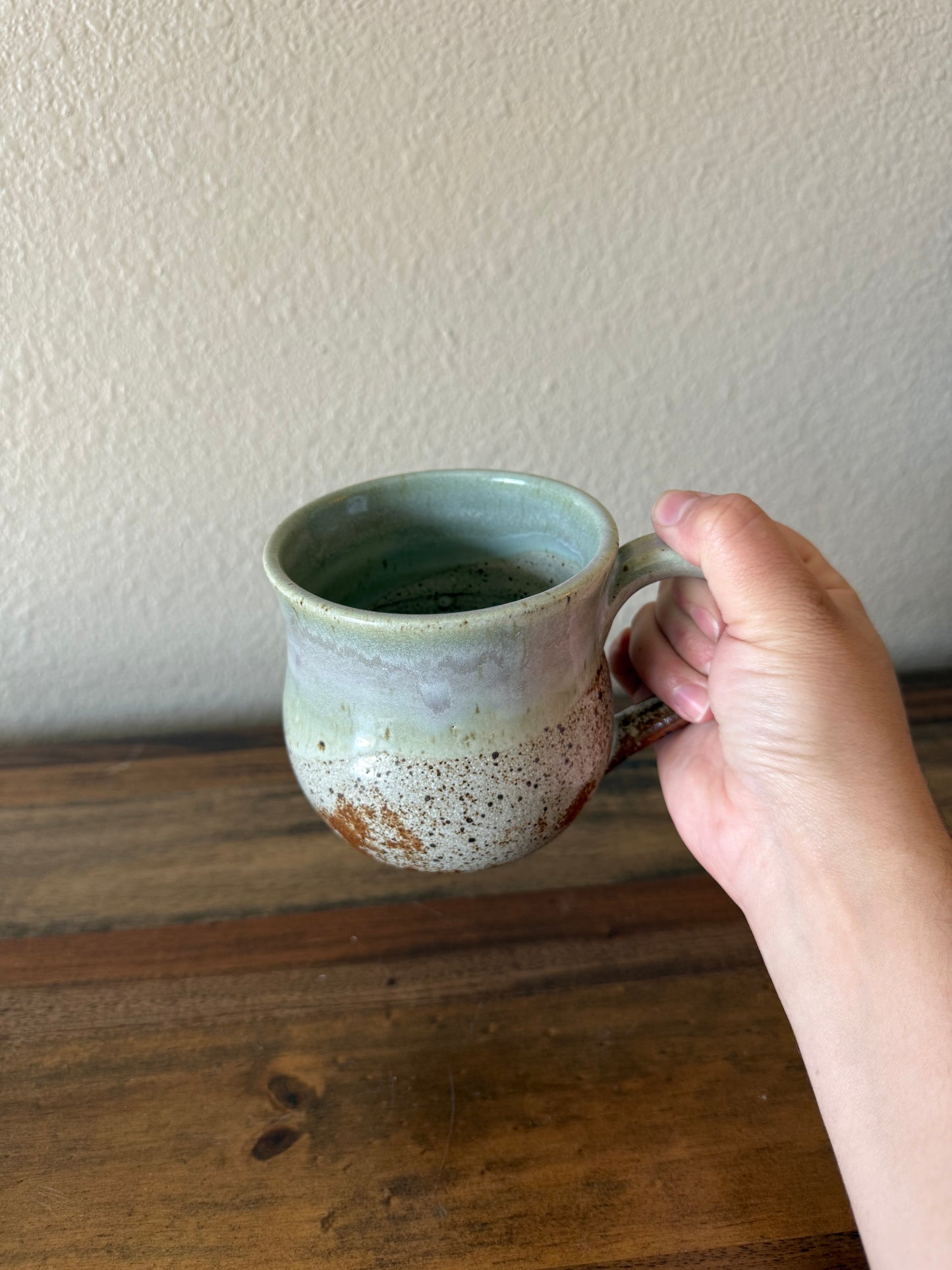 Cream Squatty Mug
