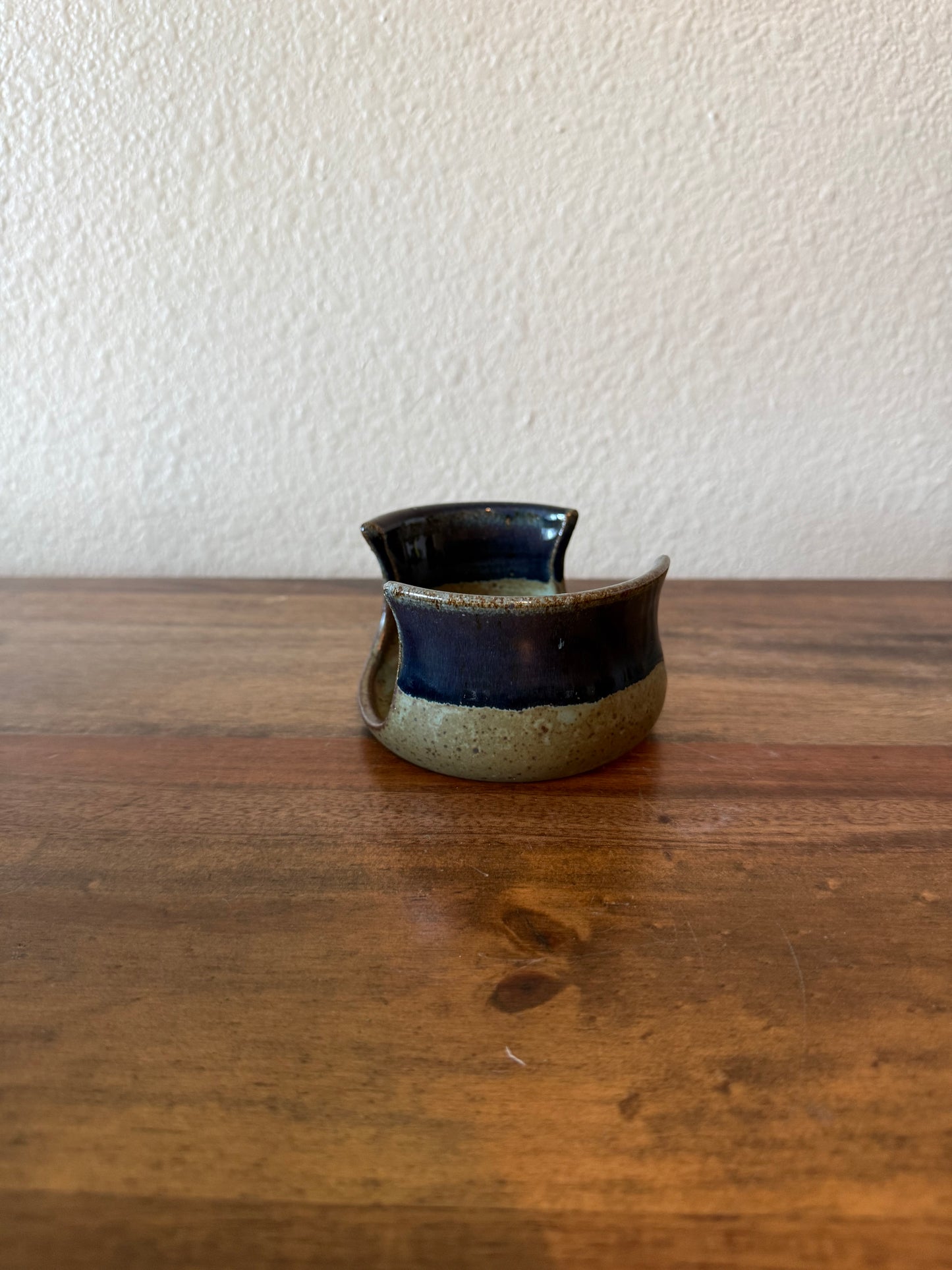 Navy and Matte Green Sponge Holder