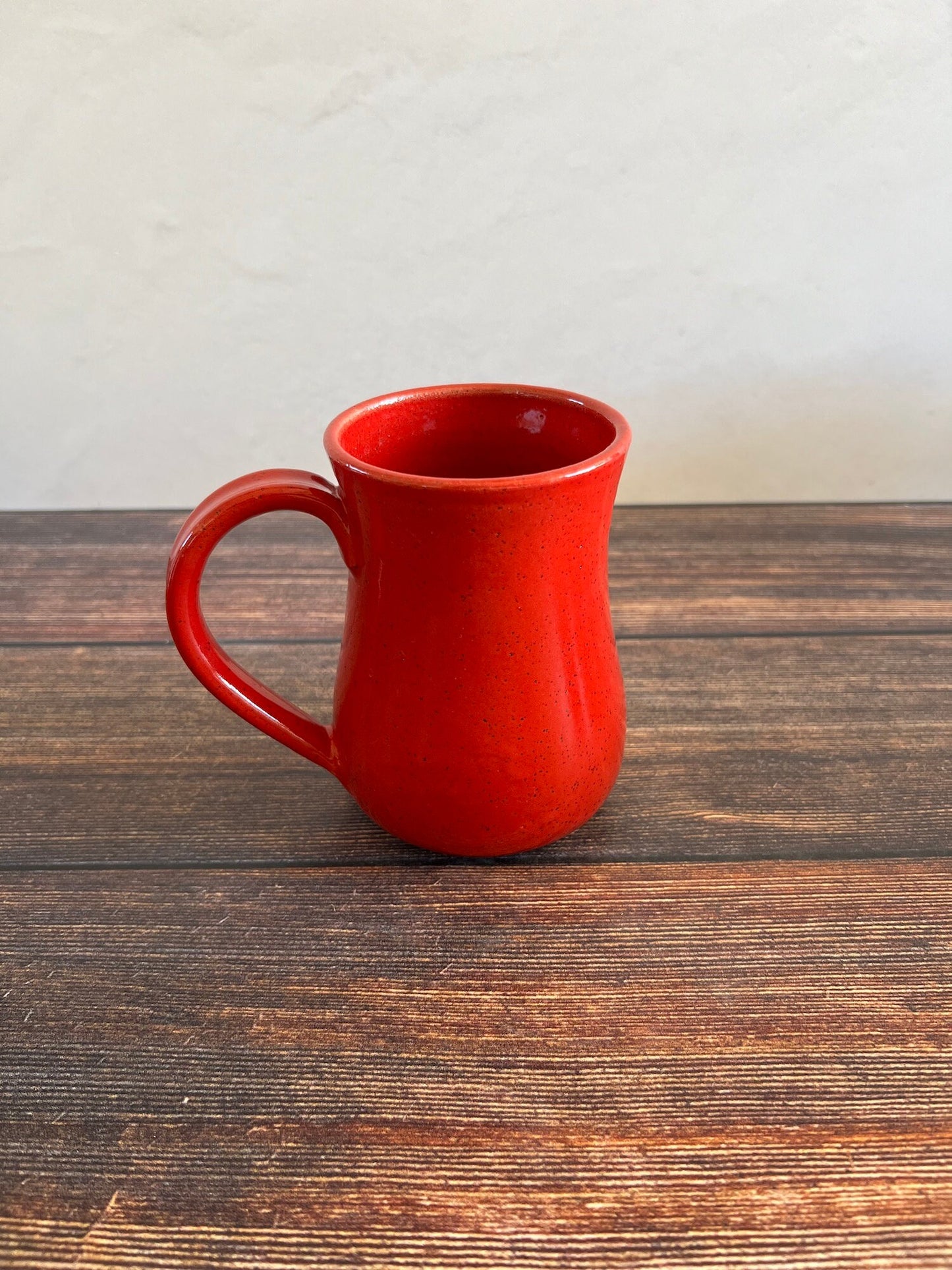 18-19oz Red Tall Mug