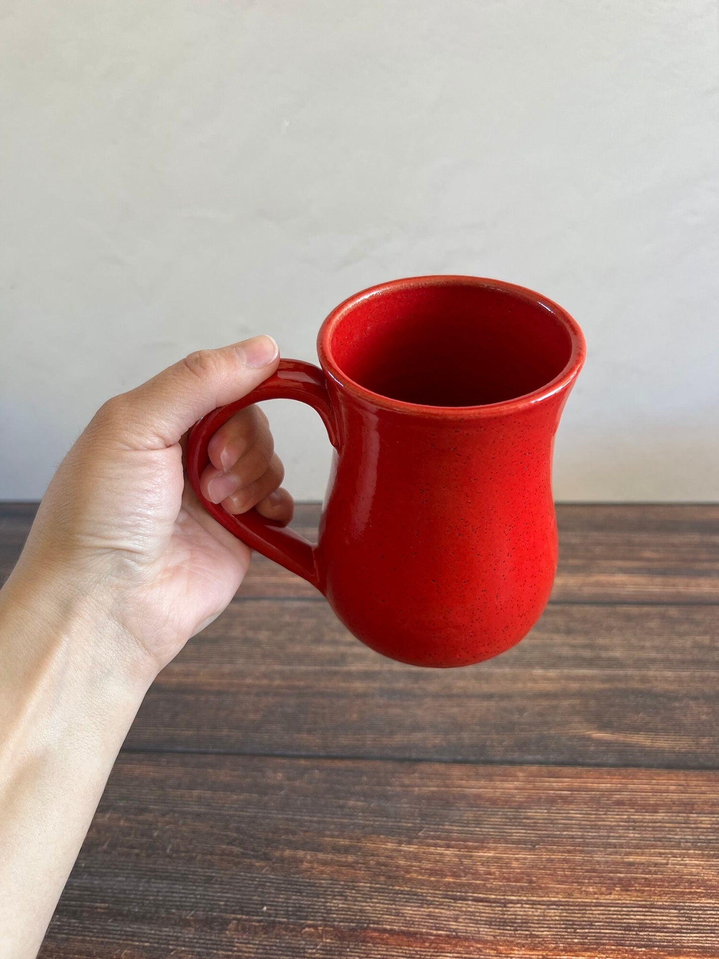 18-19oz Red Tall Mug